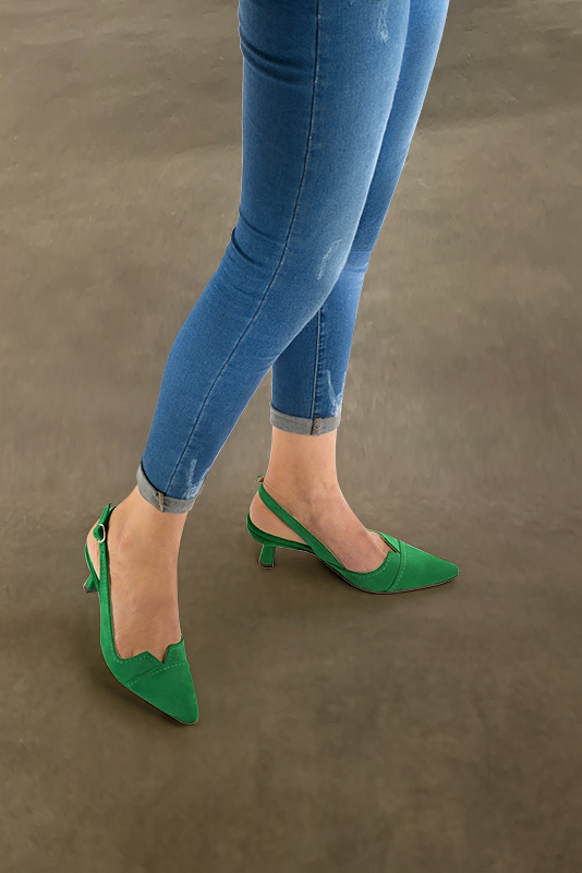 Emerald green women's slingback shoes. Tapered toe. Medium spool heels. Worn view - Florence KOOIJMAN